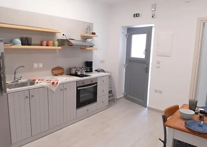 Апартаменты Bright Town House *