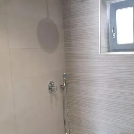 Bright Town House דירה פארוס